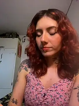 LiliJones  online show from 22, 2, 2025