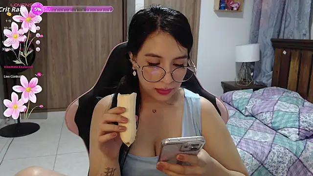 camilita08 online show from 25, 6, 2026