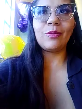 Luna Dumont online show from 25, 9, 2025