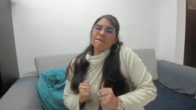 Luna Dumont online show from 8, 1, 2026