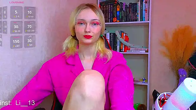 Snapshot of Angelina__1 chatting on 6, 12, 2024 Angelina 1 online show from 6, 12, 2024