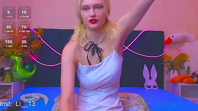 Snapshot of Angelina__1 chatting on 4, 2, 2025 Angelina 1 online show from 4, 2, 2025