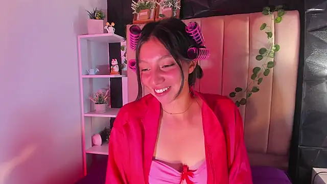 Snapshot of kendall_saenz chatting on 25, 11, 2025 kendall saenz online show from 25, 11, 2025