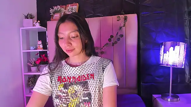 Snapshot of kendall_saenz chatting on 2, 12, 2025 kendall saenz online show from 2, 12, 2025