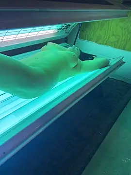 Snapshot of DawnDunley chatting on 21, 11, 2025 DawnDunley online show from 21, 11, 2025