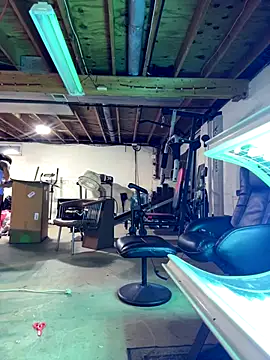 Snapshot of DawnDunley chatting on 23, 11, 2025 DawnDunley online show from 23, 11, 2025