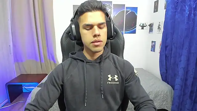 Snapshot of JacobKirito chatting on 2, 1, 2025 JacobKirito online show from 2, 1, 2025