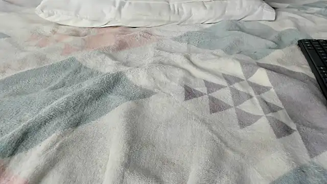 Snapshot of maybelline69 chatting on 23, 3, 2025 maybelline69 online show from 23, 3, 2025