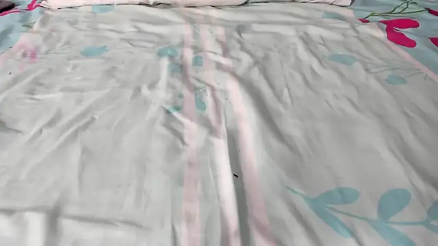 Snapshot of maybelline69 chatting on 4, 10, 2025 maybelline69 online show from 4, 10, 2025