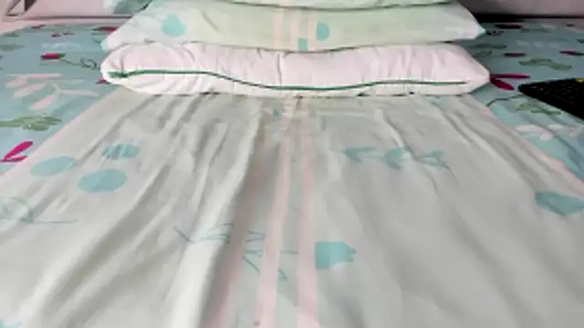 Snapshot of maybelline69 chatting on 24, 11, 2025 maybelline69 online show from 24, 11, 2025