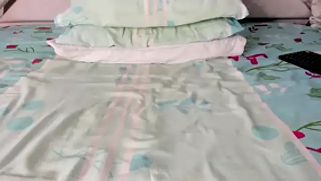 Snapshot of maybelline69 chatting on 26, 11, 2025 maybelline69 online show from 26, 11, 2025