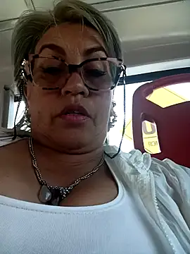Snapshot of DirtyBIianca chatting on 13, 1, 2025 DirtyBIianca online show from 13, 1, 2025