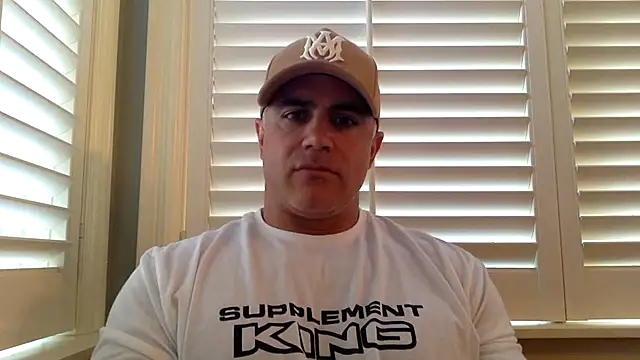 Snapshot of Bad_daddy21 chatting on 4, 11, 2025 Bad daddy21 online show from 4, 11, 2025