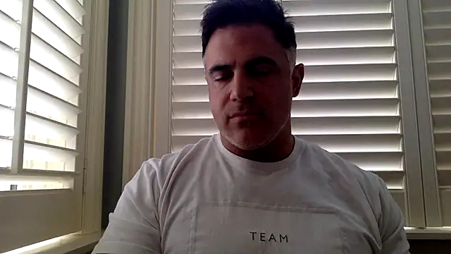 Snapshot of Bad_daddy21 chatting on 4, 12, 2025 Bad daddy21 online show from 4, 12, 2025