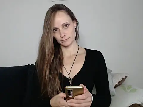Snapshot of naikah714 chatting on 1, 4, 2026 naikah714 online show from 1, 4, 2026