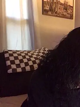 Snapshot of SidneyRaee chatting on 17, 11, 2025 SidneyRaee online show from 17, 11, 2025