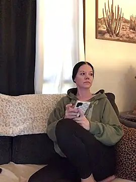 SidneyRaee online show from 23, 3, 2026