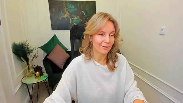 Sinty Devis online show from 16, 4, 2026