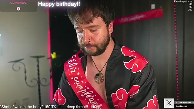 Snapshot of just_maxii chatting on 2, 12, 2025 just maxii online show from 2, 12, 2025