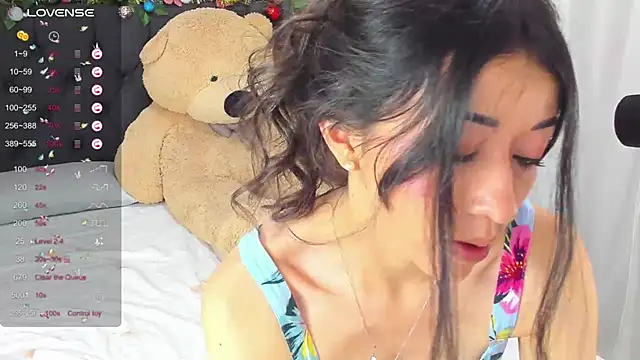 Snapshot of SophiaLiu chatting on 7, 12, 2024 SophiaLiu online show from 7, 12, 2024