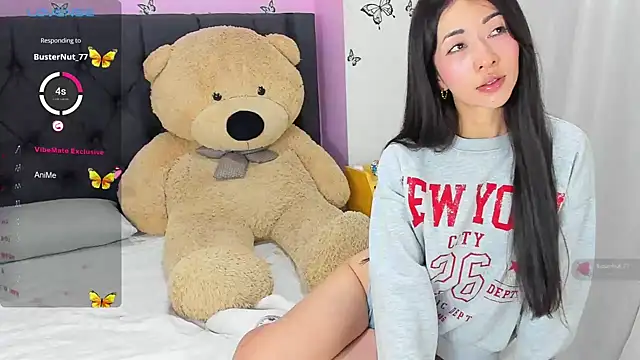 Snapshot of SophiaLiu chatting on 14, 1, 2025 SophiaLiu online show from 14, 1, 2025