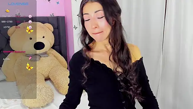 Snapshot of SophiaLiu chatting on 22, 1, 2025 SophiaLiu online show from 22, 1, 2025