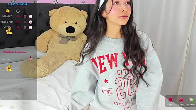 Snapshot of SophiaLiu chatting on 30, 1, 2025 SophiaLiu online show from 30, 1, 2025