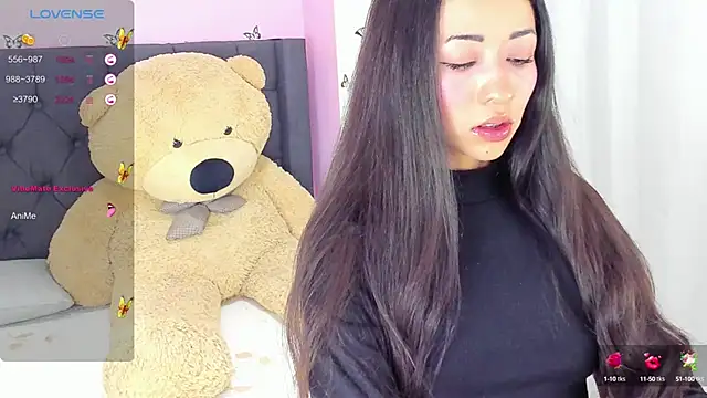 Snapshot of SophiaLiu chatting on 4, 2, 2025 SophiaLiu online show from 4, 2, 2025