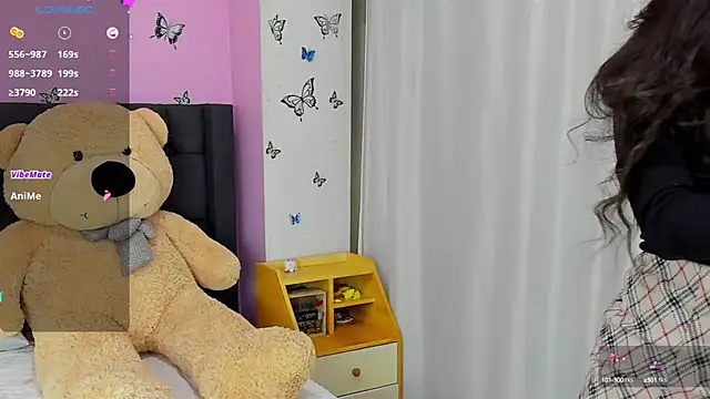 Snapshot of SophiaLiu chatting on 23, 3, 2025 SophiaLiu online show from 23, 3, 2025