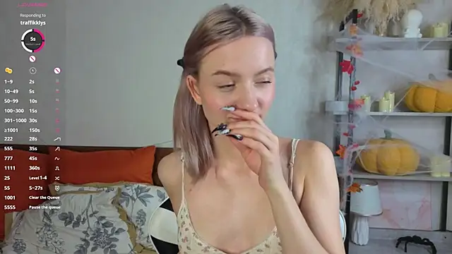 IdaValenti online show from 22, 11, 2025