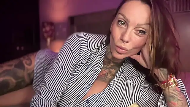 Snapshot of KadaLove69 chatting on 9, 12, 2024 KadaLove69 online show from 9, 12, 2024