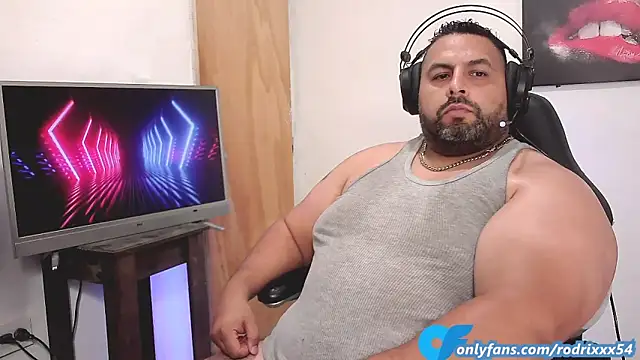 Snapshot of rodrix54 chatting on 4, 1, 2025 rodrix54 online show from 4, 1, 2025