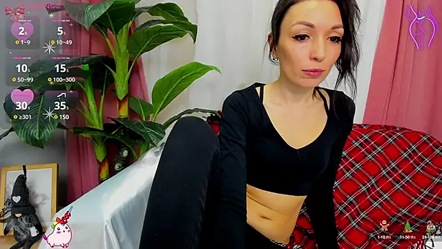 Snapshot of jessica_tiny chatting on 9, 12, 2024 jessica tiny online show from 9, 12, 2024