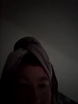 dieGeile0411 online show from 16, 10, 2025