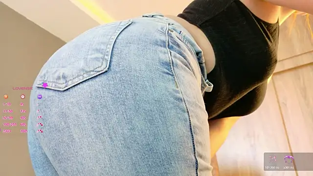 Snapshot of karen_brave chatting on 18, 1, 2026 karen brave online show from 18, 1, 2026