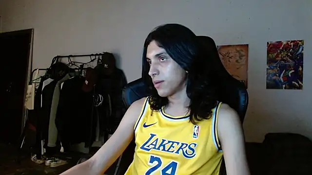 Snapshot of angelitofemboy chatting on 6, 1, 2025 angelitofemboy online show from 6, 1, 2025