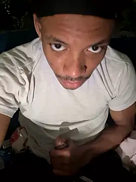 Snapshot of nosleepforlink chatting on 2, 12, 2024 nosleepforlink online show from 2, 12, 2024