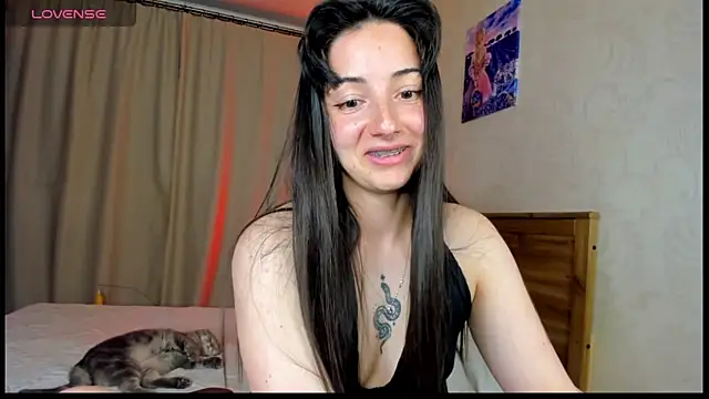 Snapshot of AishaGold chatting on 19, 6, 2026 AishaGold online show from 19, 6, 2026