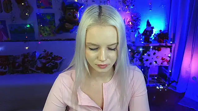 Snapshot of ImBonBon chatting on 3, 1, 2025 ImBonBon online show from 3, 1, 2025
