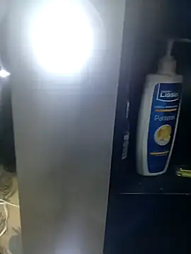 emma onassis 17 online show from 17, 4, 2026