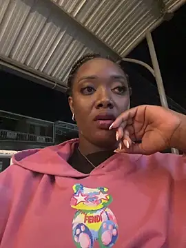 Snapshot of RoxannaBlanche chatting on 22, 9, 2025 RoxannaBlanche online show from 22, 9, 2025