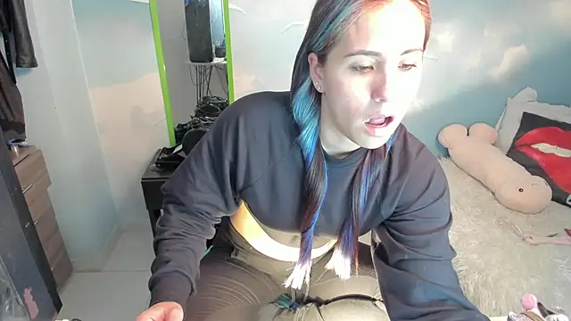 Snapshot of Nata_bernett chatting on 3, 10, 2025 Nata bernett online show from 3, 10, 2025