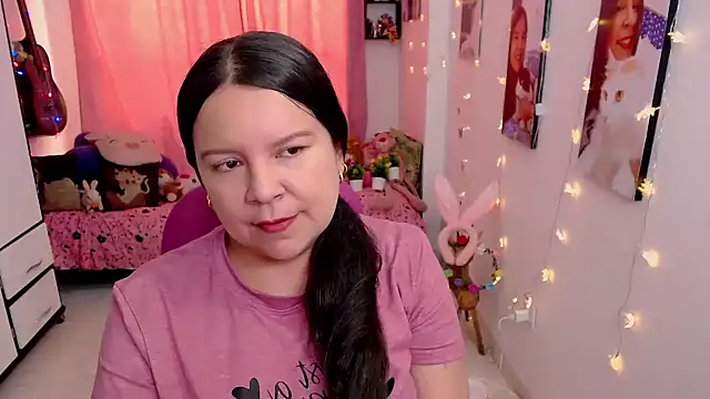 claryssa  online show from 3, 4, 2026