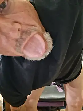bigdoog8 online show from 25, 7, 2026