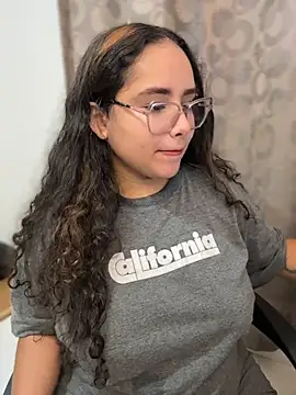 CurlyGirl 1 online show from 20, 7, 2026