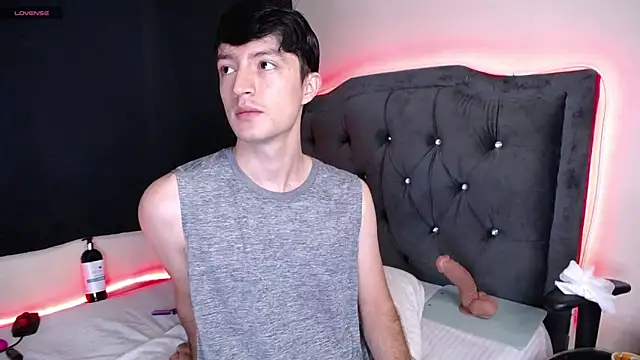 Snapshot of henry_diiaz chatting on 4, 12, 2025 henry diiaz online show from 4, 12, 2025