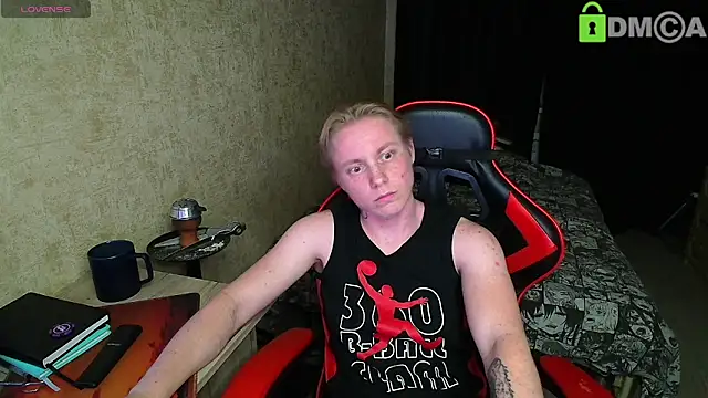 Alexis Gordon online show from 24, 9, 2025