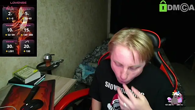 Alexis Gordon online show from 29, 9, 2025