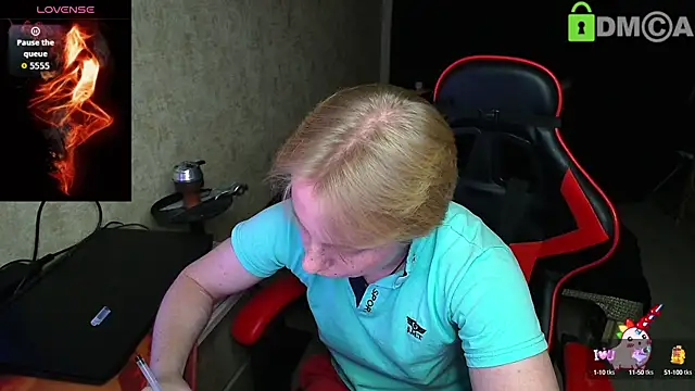 Alexis Gordon online show from 11, 10, 2025