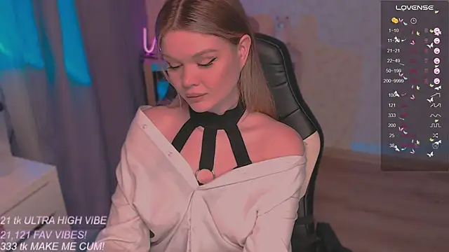 VeronaAura online show from 10, 10, 2025